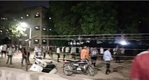 गुजरात विवि हमले में तीन और गिरफ्तार, छात्रों को दूसरे हॉस्टल में किया जाएगा शिफ्ट