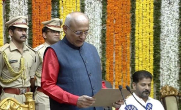 सी.पी. राधाकृष्णन ने तेलंगाना के राज्यपाल पद की शपथ ली