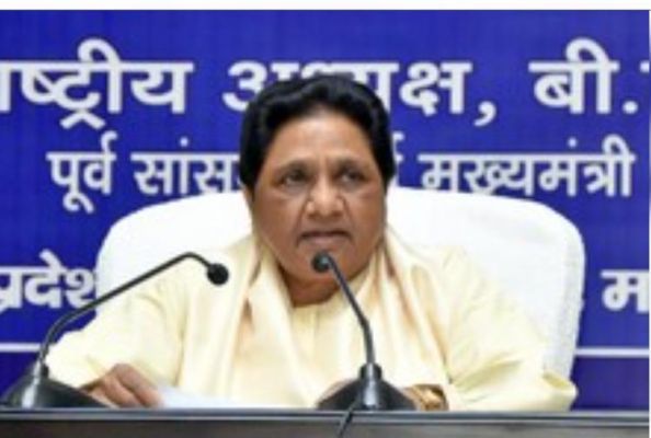 बदायूं हत्याकांड पर मायावती ने दोषियों के खिलाफ सख्त कार्रवाई की मांग की