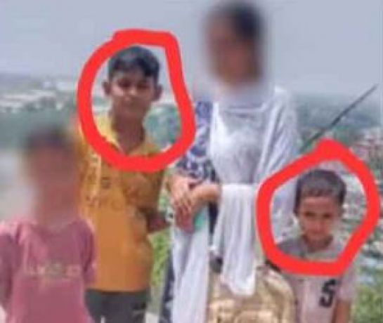 हमारा घर बर्बाद किया है, जावेद को फांसी दो या मुठभेड़ में मारो: माता-पिता