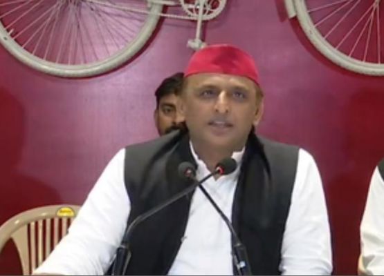 चुनाव से पहले अखिलेश यादव को बड़ा झटका, अपना दल कमेरावादी से भी टूटा गठबंधन