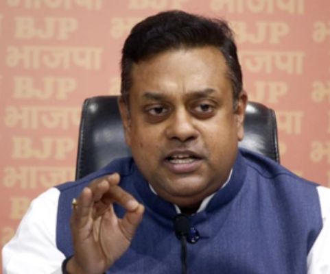 केजरीवाल ने कानून का सम्मान नहीं किया, नौटंकी कर रही है आम आदमी पार्टी : संबित पात्रा