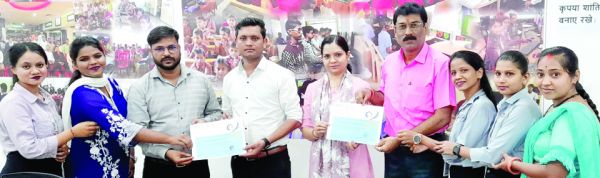 कौशल विकास संस्था रीइंडिया  ने किया शिक्षकों का सम्मान