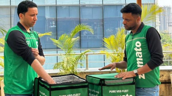 जोमैटो वालों पर तो मुकदमा होना चाहिए