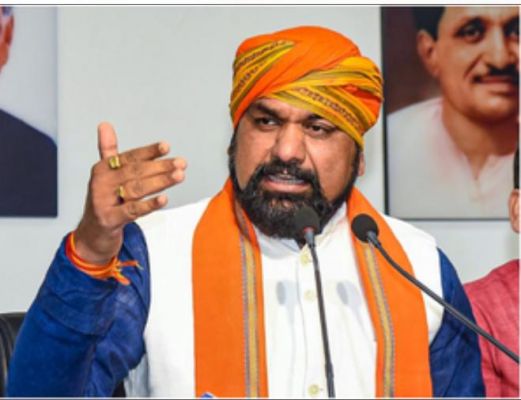 मीसा और रोहिणी के चुनाव लड़ने की चर्चा पर बोली भाजपा - लालू टिकट बेचने के माहिर खिलाड़ी