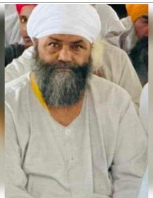 बाबा तरसेम सिंह के शव को पोस्टमॉर्टम के लिए सुशीला देवी अस्पताल भेजा