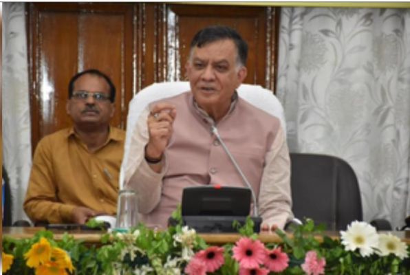 अलग-अलग भाषाओं में सुन सकेंगे उत्तर प्रदेश विधानसभा की कार्यवाही : महाना
