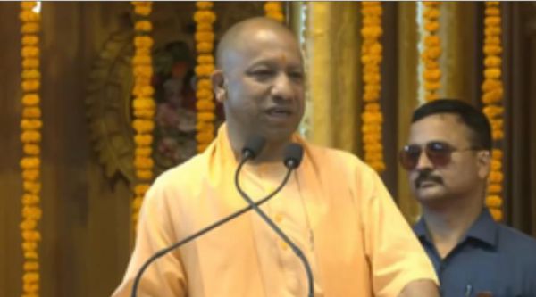 बुलंदशहर में गरजे सीएम योगी, पूर्व की सरकारों की विफलता का जिक्र कर साधा निशाना