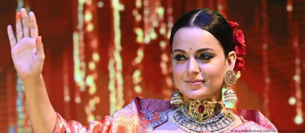 महिला नेताओं के चरित्र पर क्यों होते हैं जुबानी हमले