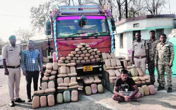 ‘छत्तीसगढ़’ का  संपादकीय : एक-एक करके विकसित देशों में गांजा अब कानूनी