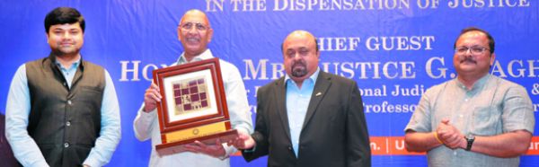 जस्टिस डिलीवरी में ट्रायल वकील की भूमिका और जिम्मेदारियां पर एचएनएलयू में व्याख्यान 