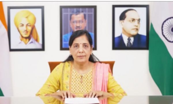 भगत सिंह के पोते ने सलाखों के पीछे केजरीवाल की इमेज को लेकर आप पर निशाना साधा