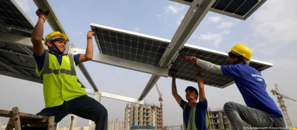 इतने ज्यादा भारतीय युवा क्यों हैं बेरोजगार?