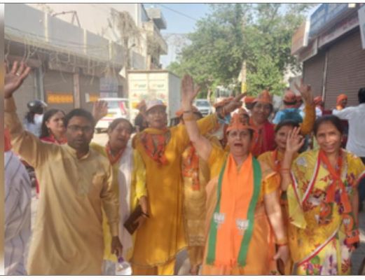 पहली बार गाजियाबाद में रोड शो कर रहे हैं पीएम मोदी, लोगों में जबरदस्त उत्साह