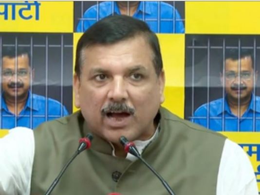 भाजपा ने घाटेे वाली कंपनियों से बड़े पैमाने पर लिया चंदा : आप सांसद संजय सिंह