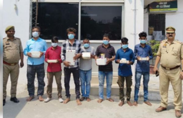 नोएडा के ओयो होटल में देह व्यापार का भंडाफोड़, 7 गिरफ्तार