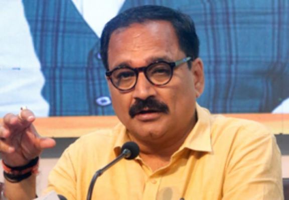अनर्गल आरोप लगा रही हैं आतिशी, बेहतर होगा केजरीवाल इस्तीफा दें : वीरेन्द्र सचदेवा