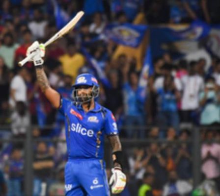 17 गेंदों में अर्धशतक जड़ने के बाद सूर्या ने कहा... 'चीजे ट्रैक पर थी बस थोड़ा समय लगा'