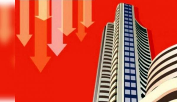 अमेरिका में ब्याज दरों में कटौती में देरी के बीच सेंसेक्स 793 अंक लुढ़का