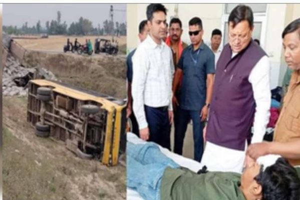खटीमा में ट्रक से टकराकर पलटी बस, 22 बच्चे घायल
