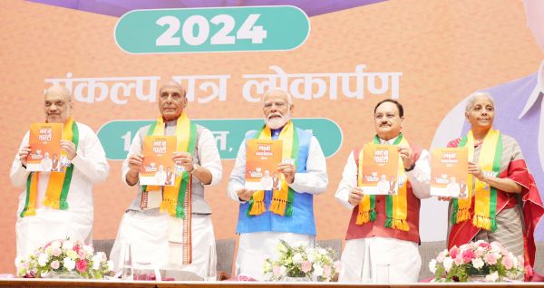 ‘छत्तीसगढ़’ का  संपादकीय : पार्टियों और सरकारों की खुली सोशल ऑडिट जरूरी