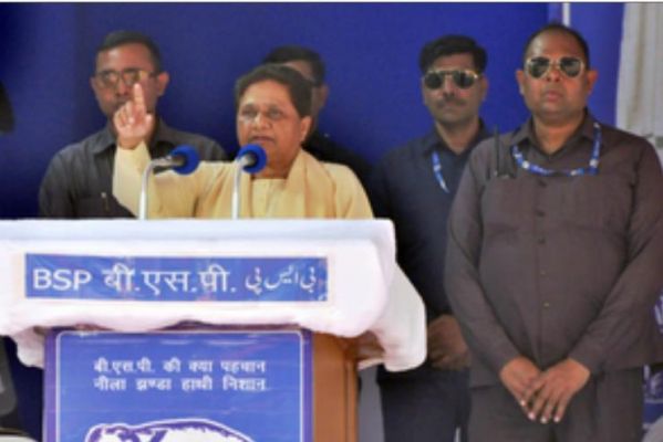 कांग्रेस की तरह भाजपा राज में भी जांच एजेंसी का राजनीतिकरण : मायावती