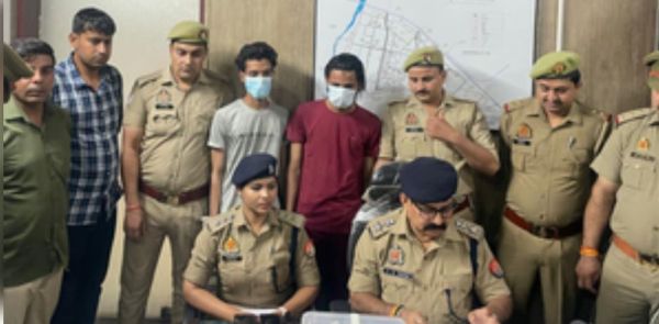 घर में लूट करने वाले दो गिरफ्तार, जेवरात और रुपए बरामद