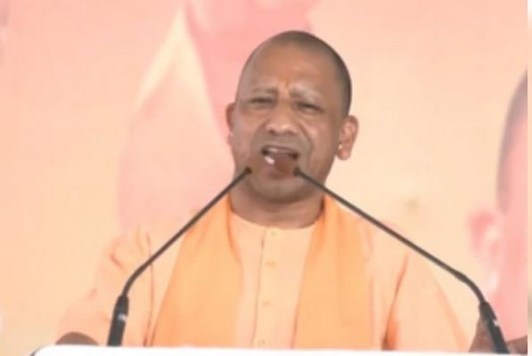 भाजपा को वोट देकर राजनीति का अपराधीकरण करने वालों की गर्मी निकाल दीजिए : योगी आदित्यनाथ