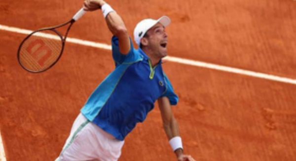 बतिस्ता अगुत ने बार्सिलोना में सफीउल्लिन को हराया