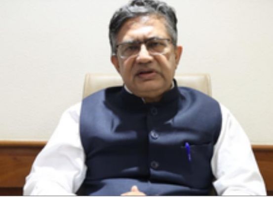 राजनीतिक स्थिरता व मजबूत सामाजिक सुरक्षा ढांचे से हुआ आर्थिक विकास : एनएसई के आशीष चौहान 