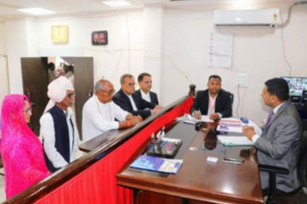 राजगढ़ लोकसभा सीट से दिग्विजय सिंह ने दाखिल किया नामांकन
