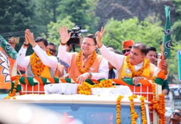 सीएम धामी ने अनिल बलूनी के पक्ष में की जनसभा, बोले- 'जन-जन का विश्वास डबल इंजन सरकार'
