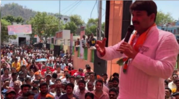 अनिल बलूनी के समर्थन में देवभूमि पहुंचे मनोज तिवारी ने भजन के जरिए विपक्ष पर कसा तंज