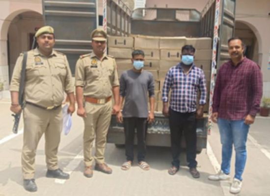 ग्रेटर नोएडा में 7.50 लाख की अवैध शराब के साथ दो गिरफ्तार