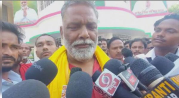 तेजस्वी को पप्पू यादव ने बताया बिच्छू, कहा- अपने पिता से कुछ सीखें