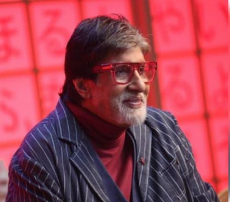 'नॉन-स्टॉप शेड्यूल' के चलते अमिताभ बच्चन को कार में करना पड़ा लंच, शेयर की अपनी भावना