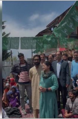 मां महबूबा मुफ्ती के लिए चुनाव प्रचार करने निकलीं बेटी इल्तिजा मुफ्ती