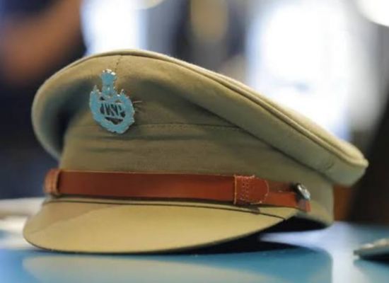 पुलिस की वर्दी पहनने पर मरियम के खिलाफ आपराधिक मामला दर्ज करने के लिए अदालत में याचिका दायर