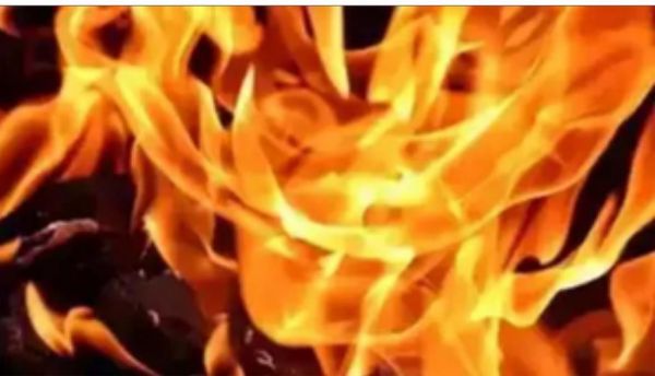 बिहार : शादी में आतिशबाजी से घर में लगी आग, एक ही परिवार के 6 लोगों की मौत