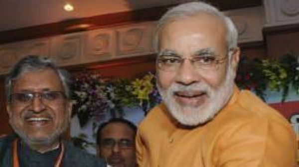 मोदी और नीतीश का ये समीकरण, शख्सियत की लड़ाई, या कुछ और?