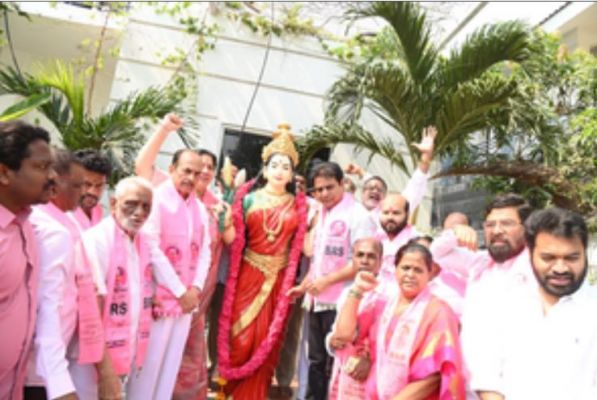 बीआरएस की स्थापना के 23 साल पूरे, लोगों के लिए लड़ाई जारी रखने का लिया संकल्प
