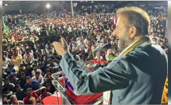 'कांग्रेस छोड़ो, हमारे साथ आओ': एआईएमआईएम ने आरिफ नसीम खान को की मुंबई से लोकसभा टिकट की पेशकश