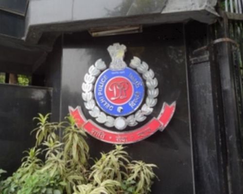 गृह मंत्री के वीडियो से छेड़छाड़ : 16 नेताओं को समन, सात राज्यों में गई पुलिस