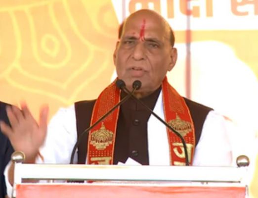 डायनासोर की तरह लुप्त हो जाएगी कांग्रेस पार्टी : राजनाथ सिंह