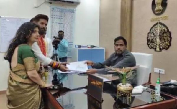 चिराग पासवान ने हाजीपुर और राजीव प्रताप रूडी ने सारण से भरा नामांकन