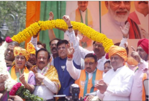 दक्षिण दिल्ली और चांदनी चौक से भाजपा प्रत्याशियों ने किया नामांकन