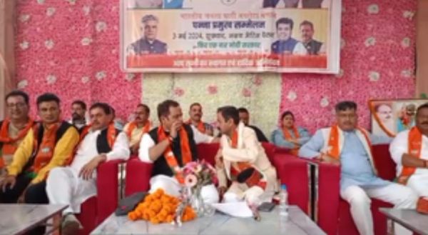 नगरोटा बगवां में भाजपा पन्ना प्रमुख सम्मेलन में हिमाचल की सभी सीटों पर जीत का दावा