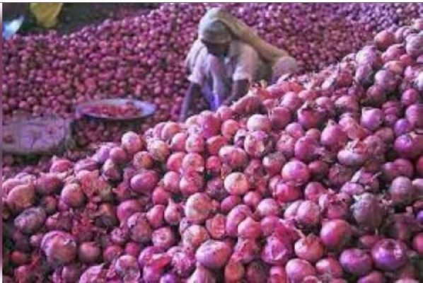 केंद्र ने प्याज के निर्यात पर से प्रतिबंध हटाया