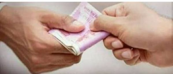 पत्रकार भिखारी से हर महीने पैसे उधार लिया करता था...