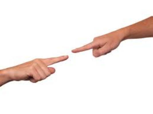 ऐसे लोगों को बहसें मुबारक